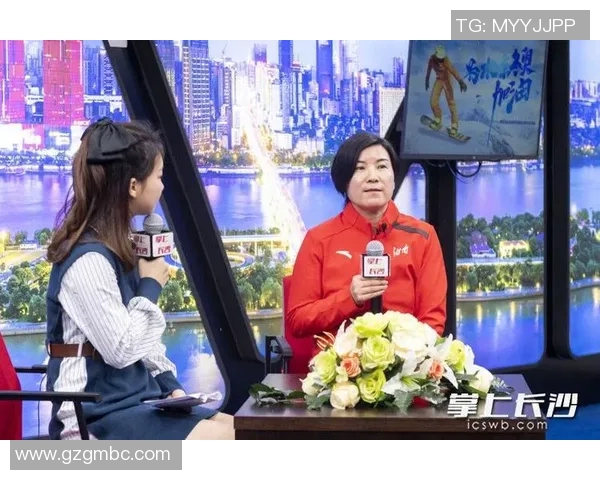 李芳专访：从羽毛球新星到冠军背后的奋斗与坚持