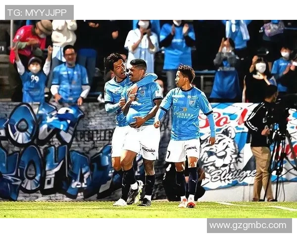 柏雷素尔与横滨的激烈对决揭示足球战术与团队合作的重要性