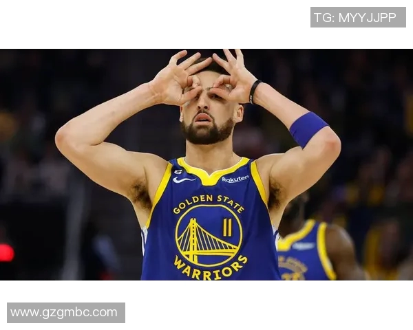 克莱汤普森：勇士队的三分射手与篮球场上的传奇故事