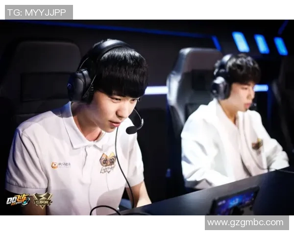 CSGO巨献：深入解析FPX战队的战术与技术创新之路